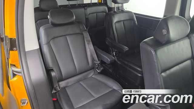 Hyundai Staria L3.5  Kinder Safety Car 11-Seater 2022 — фото 27