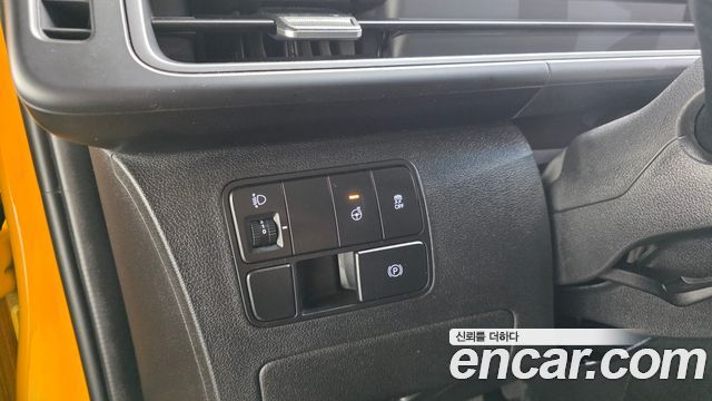 Hyundai Staria L3.5  Kinder Safety Car 11-Seater 2022 — фото 29