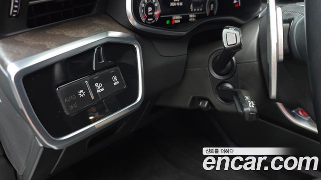 Audi A6 (C8) 45 TFSI Premium 2020 — фото 33
