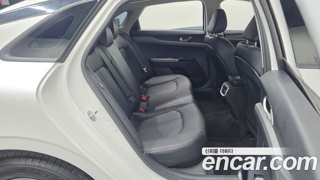 Kia K5 (III) 2.0 LPi(Rent) Trendy 2024 — фото 12