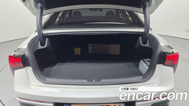 Kia K5 (III) 2.0 LPi(Rent) Trendy 2024 — фото 17