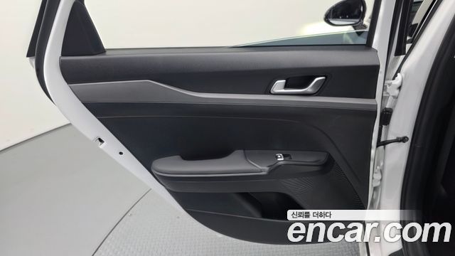 Kia K5 (III) 2.0 LPi(Rent) Trendy 2024 — фото 25