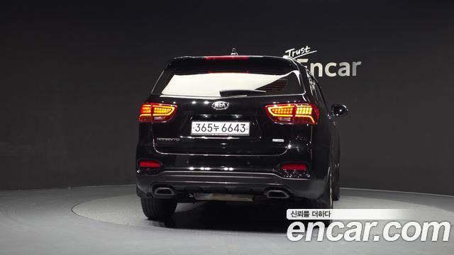 Kia Sorento Diesel 2.0 2WD Noblesse 2019 — фото 4