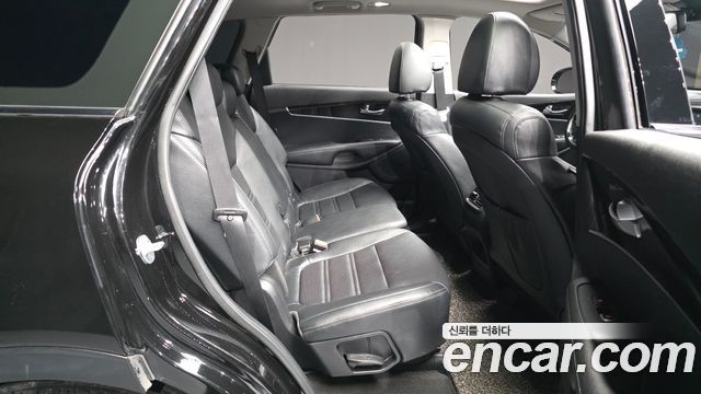 Kia Sorento Diesel 2.0 2WD Noblesse 2019 — фото 12