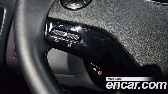 Kia K9 3.3 GDI Executive 2015 — фото 16