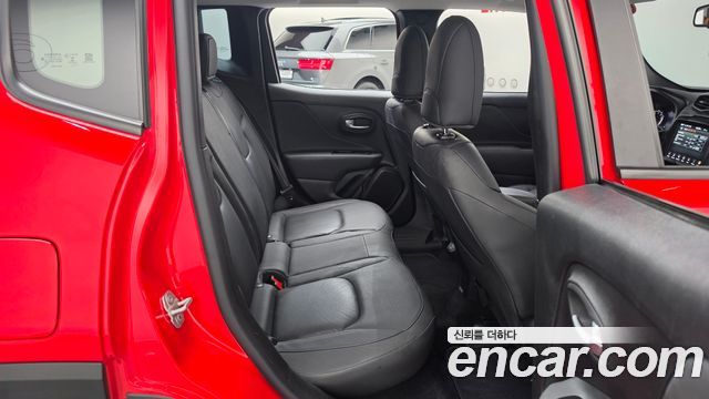 Jeep Renegade 2.4 Limited 2020 — фото 11