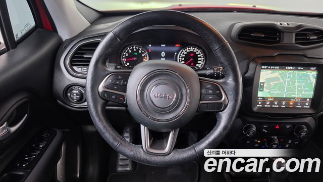 Jeep Renegade 2.4 Limited 2020 — фото 12
