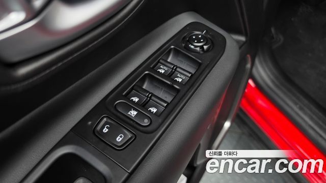 Jeep Renegade 2.4 Limited 2020 — фото 30