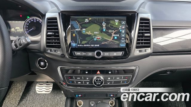 KG Mobility (SsangYong) Rexton Sports Diesel 2.2 4WD Prestige 2021 — фото 14