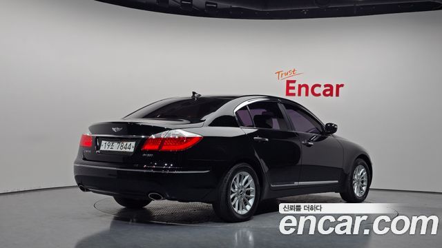 Hyundai Genesis BH 330 Luxury Standard 2011 — фото 2
