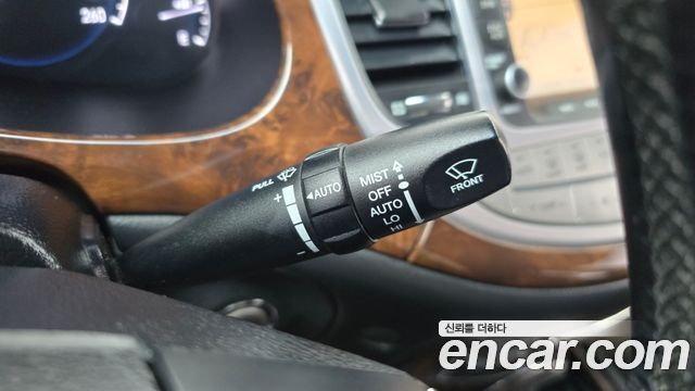 Hyundai Genesis BH 330 Luxury Standard 2011 — фото 17