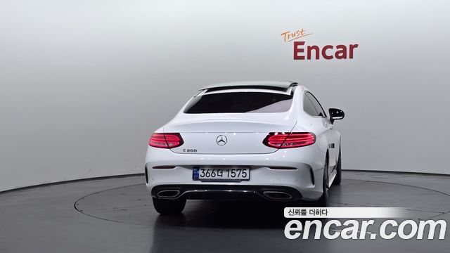 Mercedes-Benz C-Class (W205) C200 Coupe 2020 — фото 4