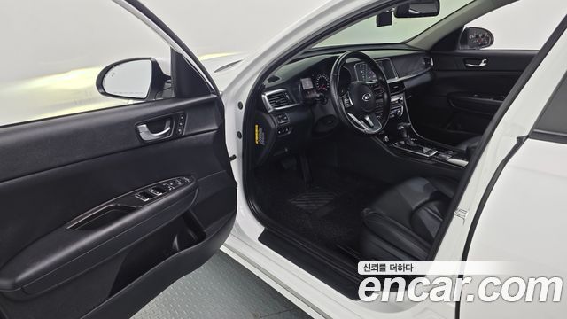Kia K5 (II) 2.0 Noblesse 2020 — фото 10