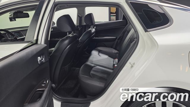 Kia K5 (II) 2.0 Noblesse 2020 — фото 11