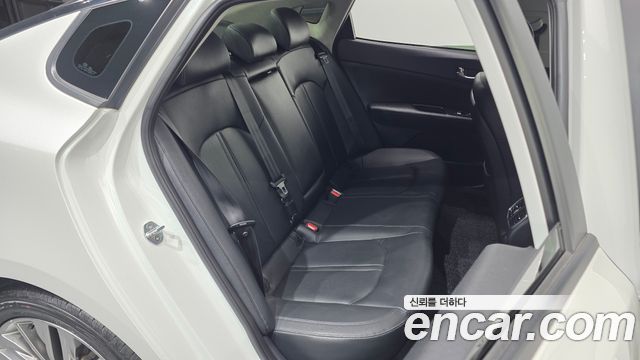 Kia K5 (II) 2.0 Noblesse 2020 — фото 12