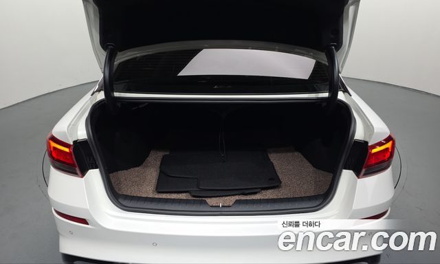 Kia K5 (II) 2.0 Noblesse 2020 — фото 18