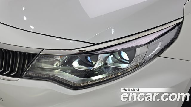 Kia K5 (II) 2.0 Noblesse 2020 — фото 22