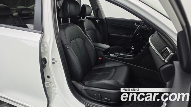 Kia K5 (II) 2.0 Noblesse 2020 — фото 26