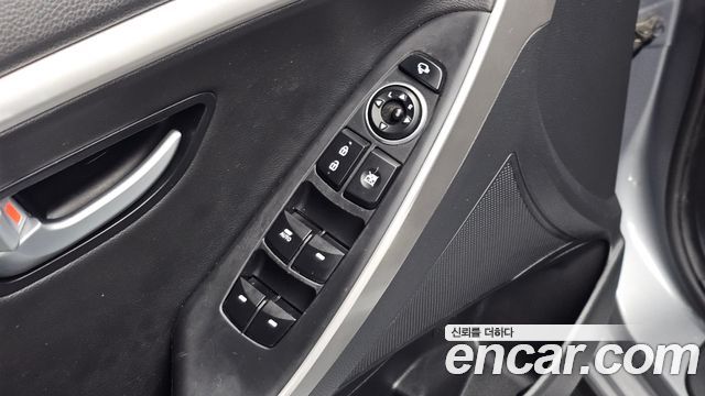 Hyundai i30 2.0 PYL 2015 — фото 29