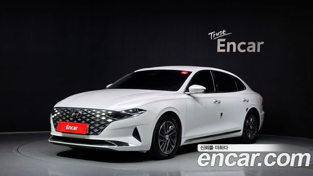 Hyundai Grandeur (IG) 3.0 LPi Rent Car Modern
