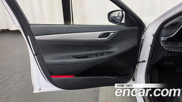 Hyundai Grandeur (IG) 3.0 LPi Rent Car Modern 2023 — фото 24