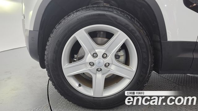 Land Rover Defender (L663) 110 D250 SE 2023 — фото 5