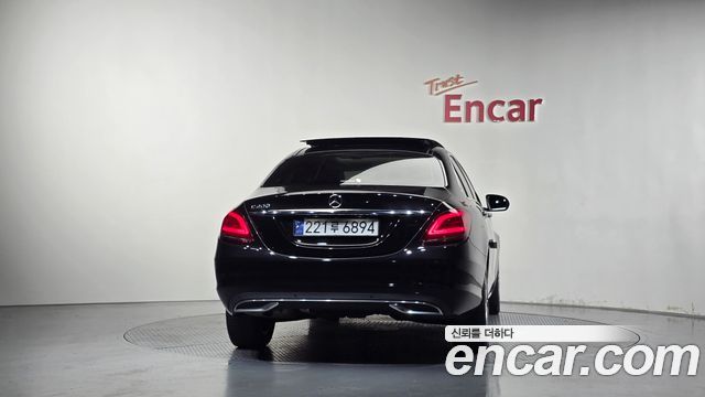 Mercedes-Benz C-Class (W205) C200 Avantgarde 2020 — фото 4