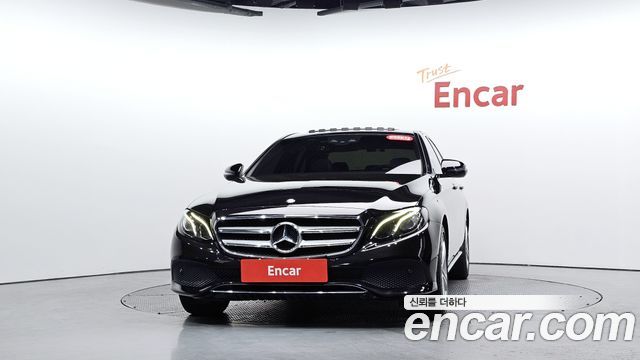 Mercedes-Benz E-Class (W213) E200 Avantgarde 2017 — фото 3