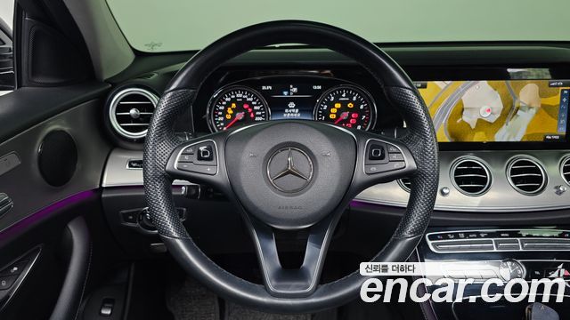 Mercedes-Benz E-Class (W213) E200 Avantgarde 2017 — фото 13