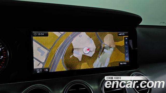 Mercedes-Benz E-Class (W213) E200 Avantgarde 2017 — фото 14