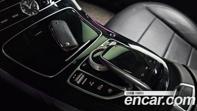 Mercedes-Benz E-Class (W213) E200 Avantgarde 2017 — фото 19