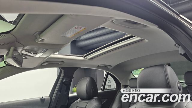 Mercedes-Benz E-Class (W213) E200 Avantgarde 2017 — фото 33