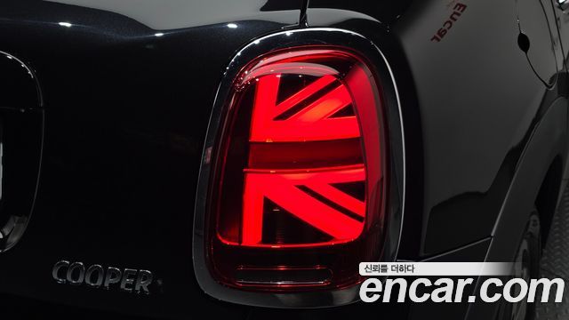 MINI Cooper 5Door Classic Launch Pack Third Generation 2023 — фото 23