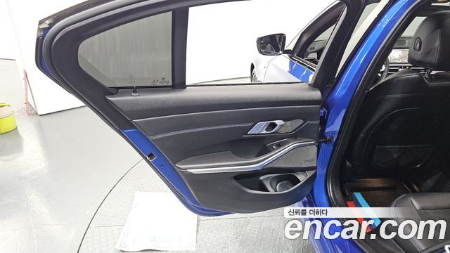 BMW 3 Series (G20) 320i M Sport 2020 — фото 25