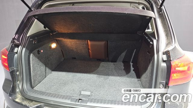 Volkswagen Tiguan 2.0 TDI Comfort 5N 2015 — фото 20