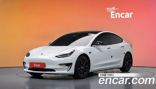 Tesla Model 3 Long Range AWD