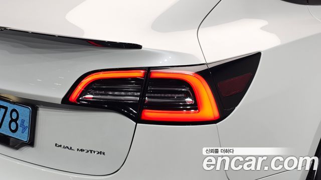 Tesla Model 3 Long Range AWD 2020 — фото 23
