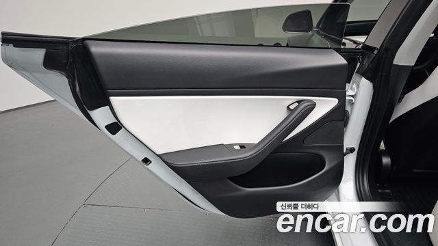 Tesla Model 3 Long Range AWD 2020 — фото 25