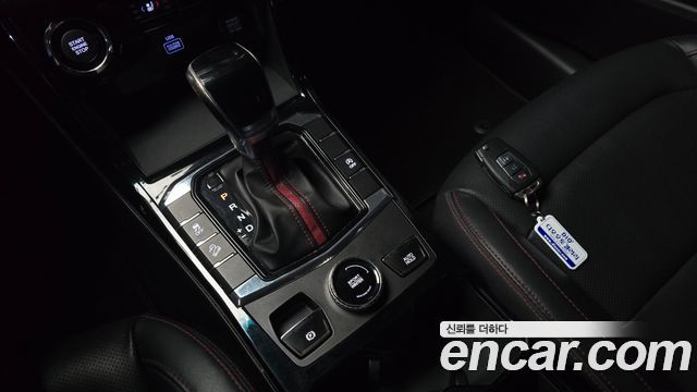 KG Mobility (SsangYong) Beautiful Korando Gasoline 1.5 2WD R-Plus 2021 — фото 9