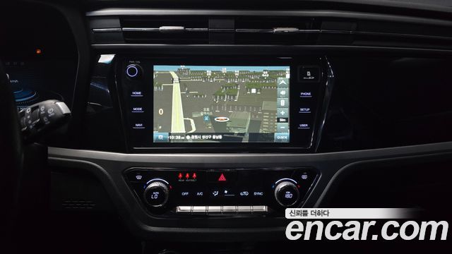KG Mobility (SsangYong) Beautiful Korando Gasoline 1.5 2WD R-Plus 2021 — фото 18