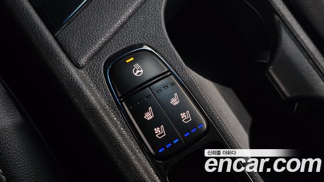 Kia Niro Prestige 2017 — фото 19