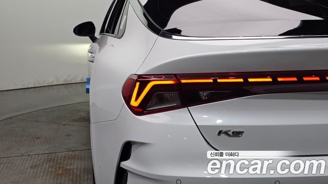 Kia K5 (III) 1.6 Turbo Signature 2021 — фото 23