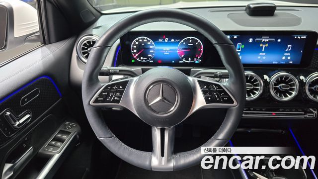 Mercedes-Benz GLB-Class (X247) GLB200 d 2024 — фото 13