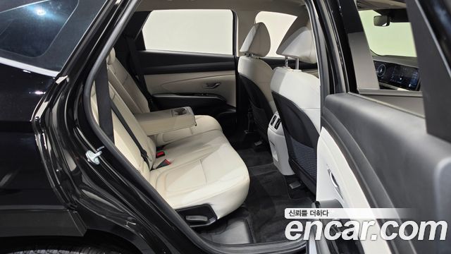 Hyundai Tucson (NX4) Gasoline 1.6 Turbo 4WD Inspiration 2024 — фото 15