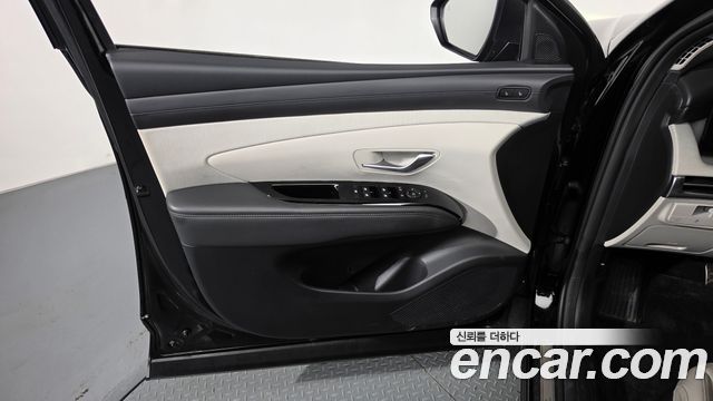 Hyundai Tucson (NX4) Gasoline 1.6 Turbo 4WD Inspiration 2024 — фото 30