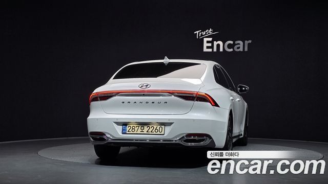 Hyundai Grandeur Hybrid (IG) Exclusive 2023 — фото 4