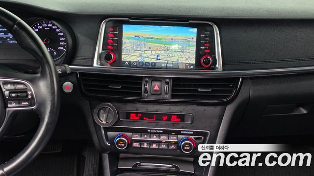 Kia K5 Hybrid (II) Noblesse Special 2016 — фото 18