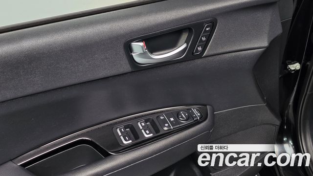 Kia K5 Hybrid (II) Noblesse Special 2016 — фото 22