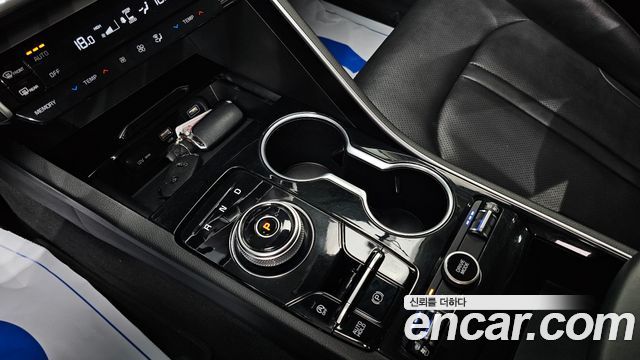 Kia K5 (III) 2.0 Prestige 2021 — фото 9