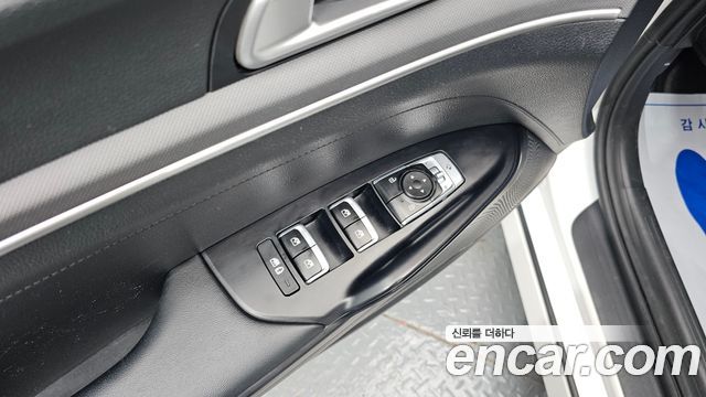Kia K5 (III) 2.0 Prestige 2021 — фото 13